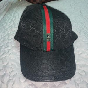 Black Gucci hat